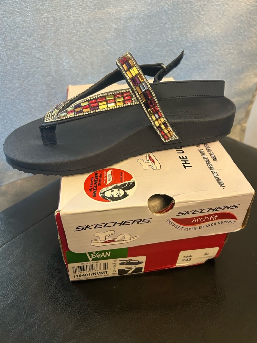 NEW Skechers Archfit Navy Blue Embellished Sandals - Women's - Picture 2 of 4